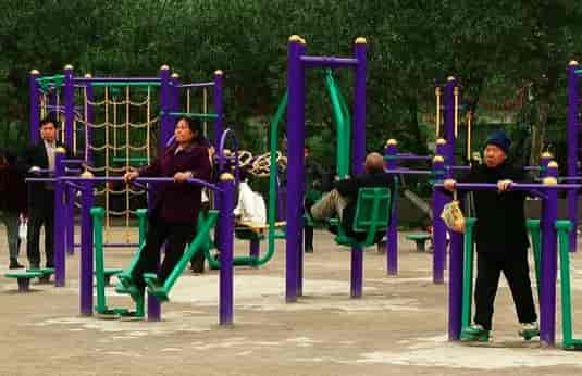 gamahub playground girl (1)
